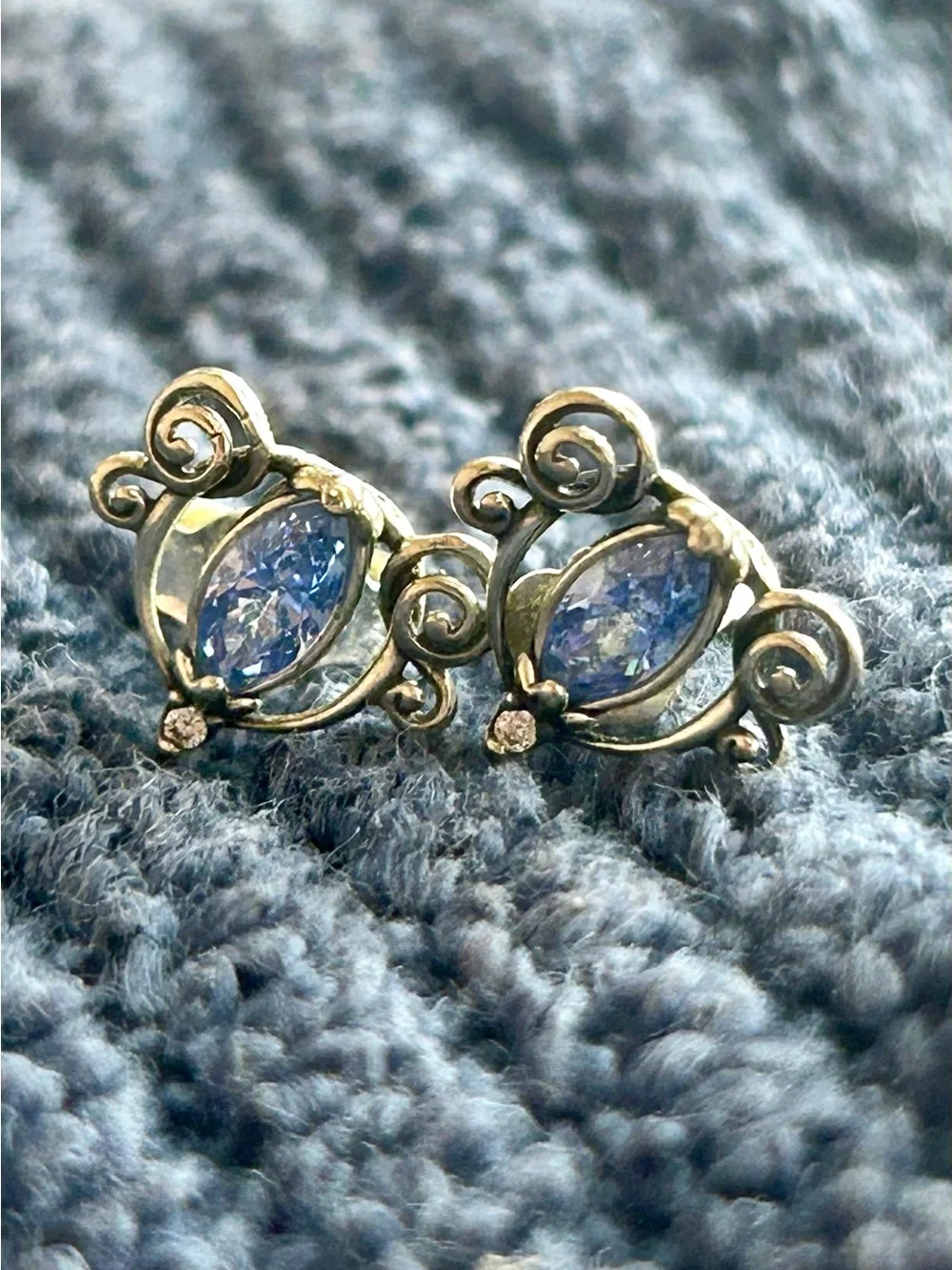 Pandora Disney Cinderella's Carriage Stud Earrings - Sterling Silver